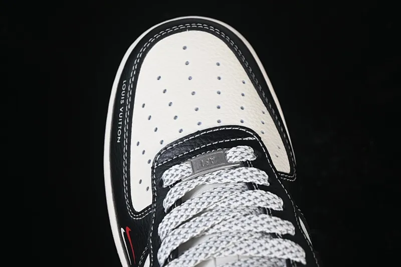 All categories Nk Air Force 1 Air Force series Nk Air Force 1 Low Air Force low-top Nike Air Force 1'07 Low LV joint beige black red small double hook Air Force 1 low-top casual sneakers MZ9588-813